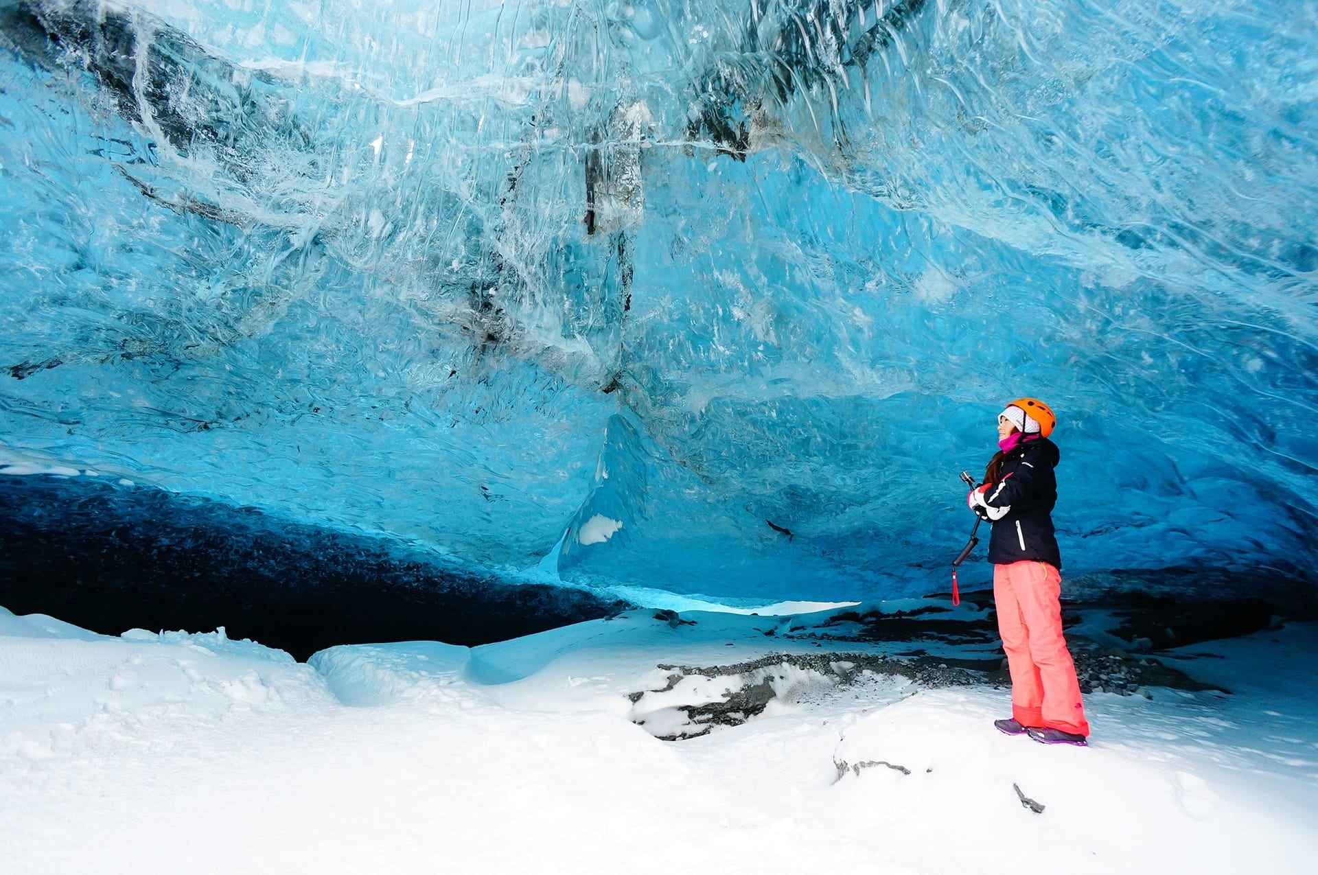 WinterClothingShop.com Glacier Cave