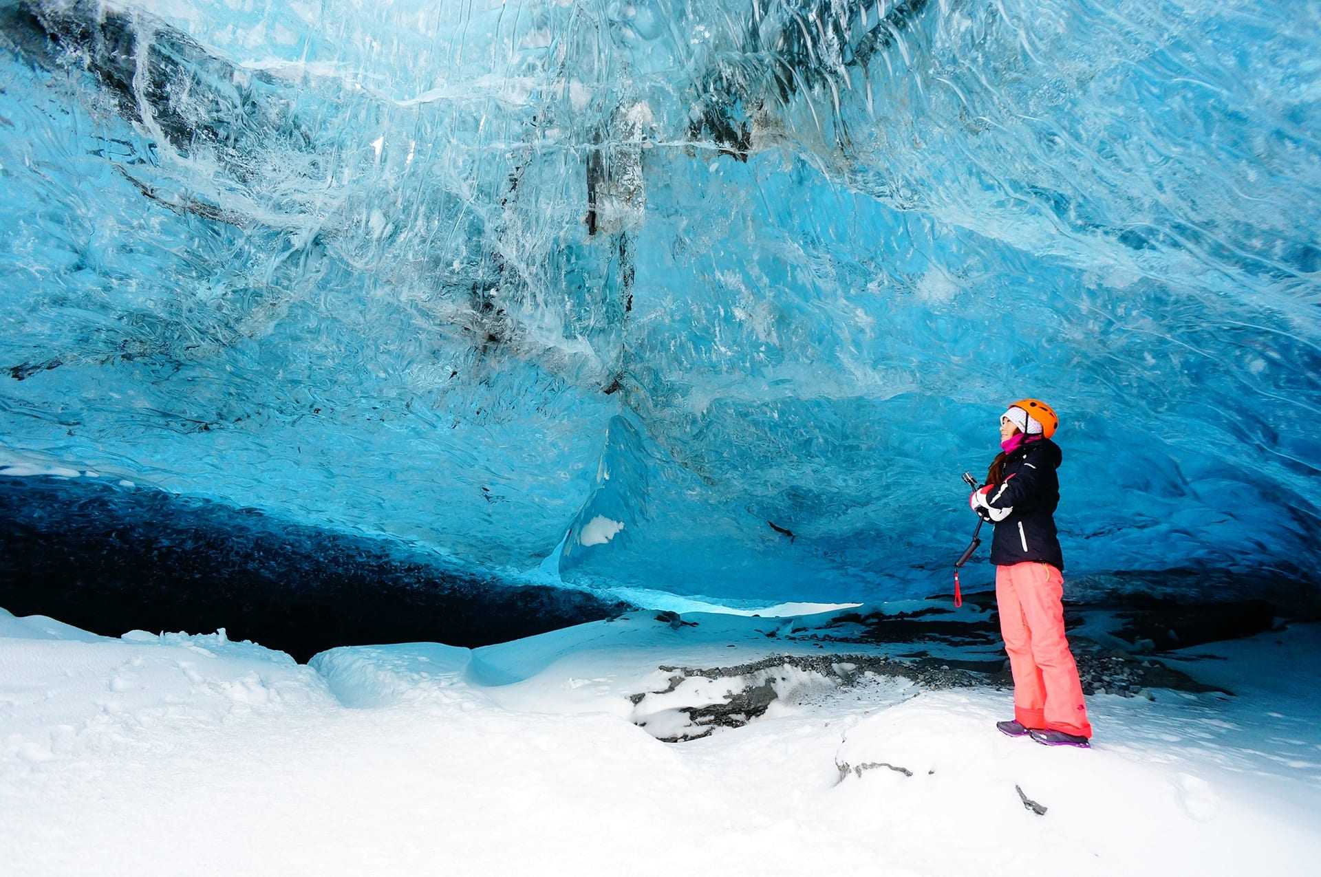 WinterClothingShop.com Glacier Cave